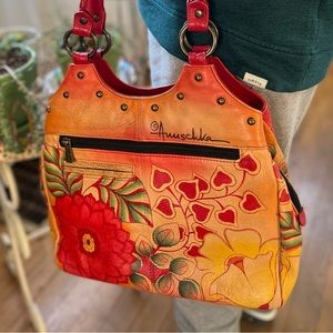 ANUSCHKA GENUINE LEATHER TRIPLE COMPARTMENT HOBO ~ HANDPAINTED